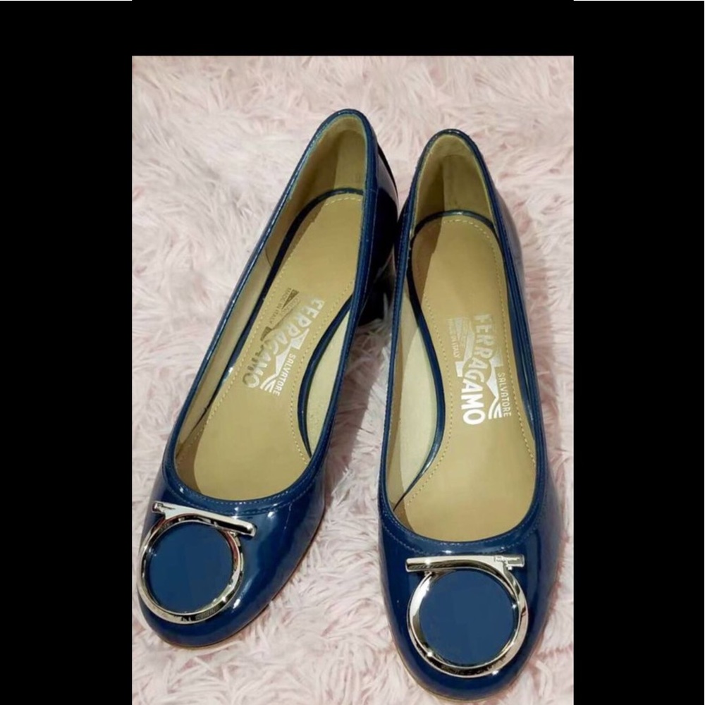 Salvatore Ferragamo Gancio pump